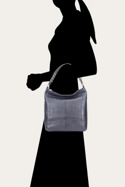 Claire Hobo
