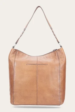 Claire Hobo
