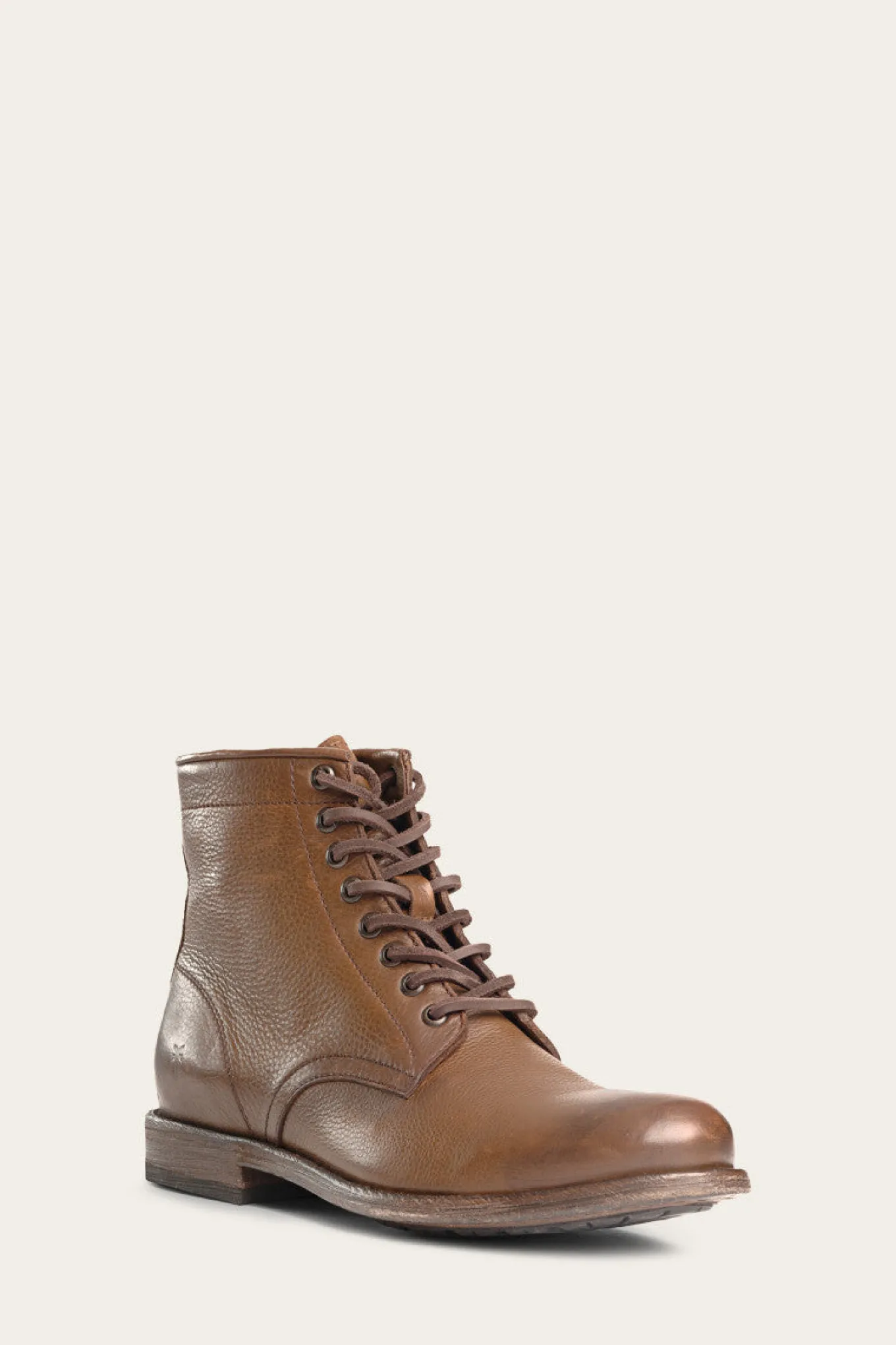 Tyler Lace Up