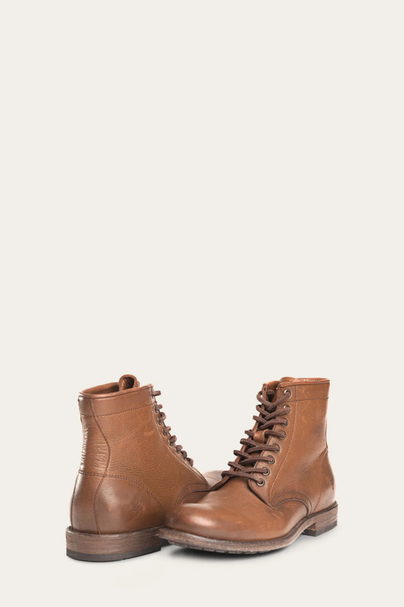 Tyler Lace Up